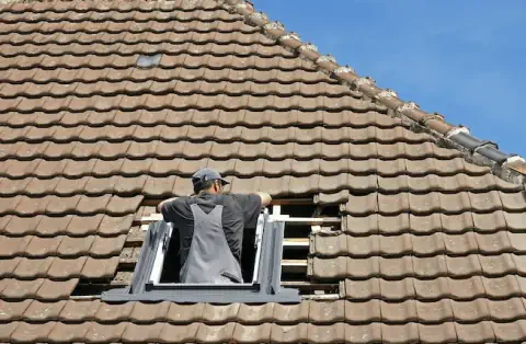 Pose de velux - Moyenmoutier